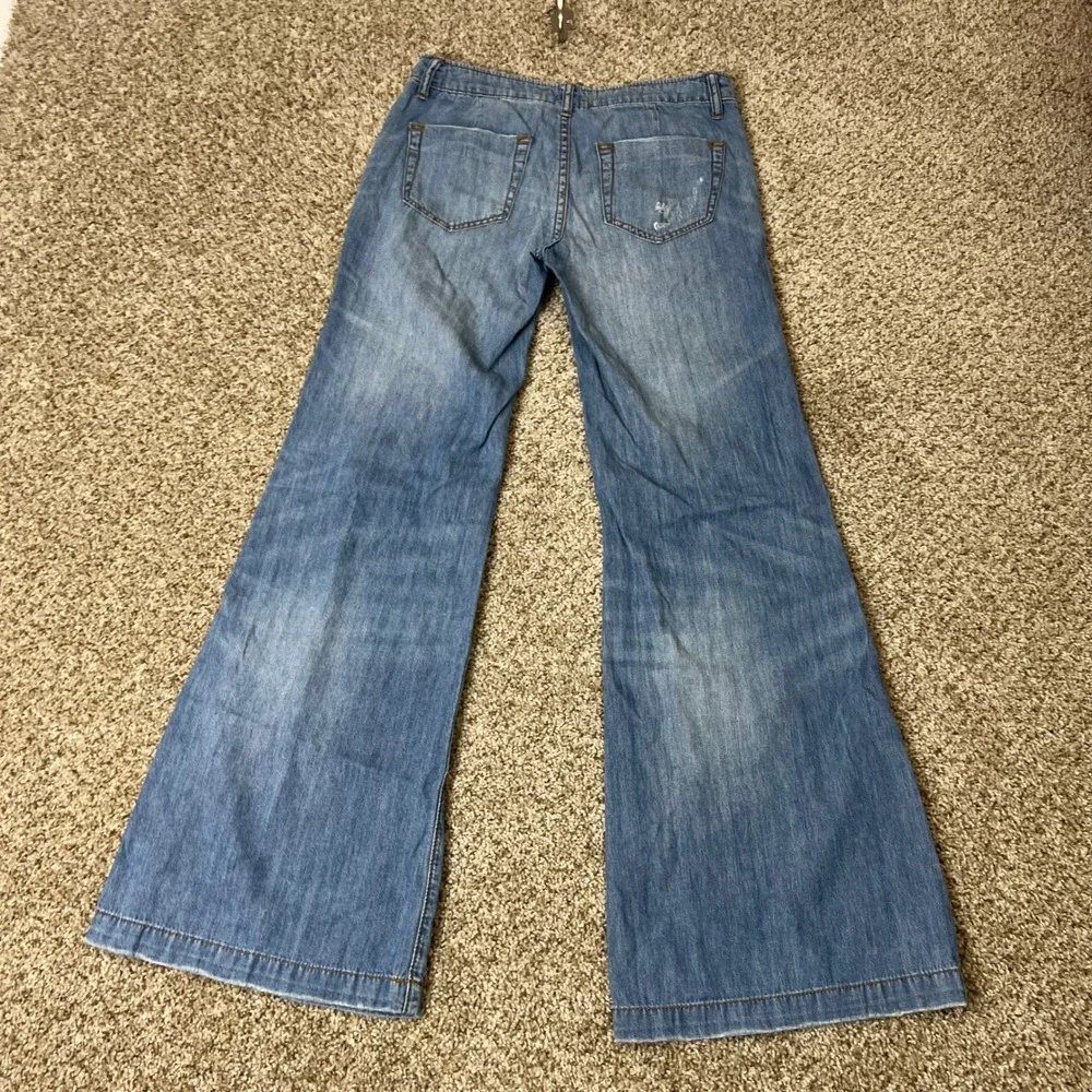 Free People Distressed Flare Jeans Light Wash Wide Leg Denim W26